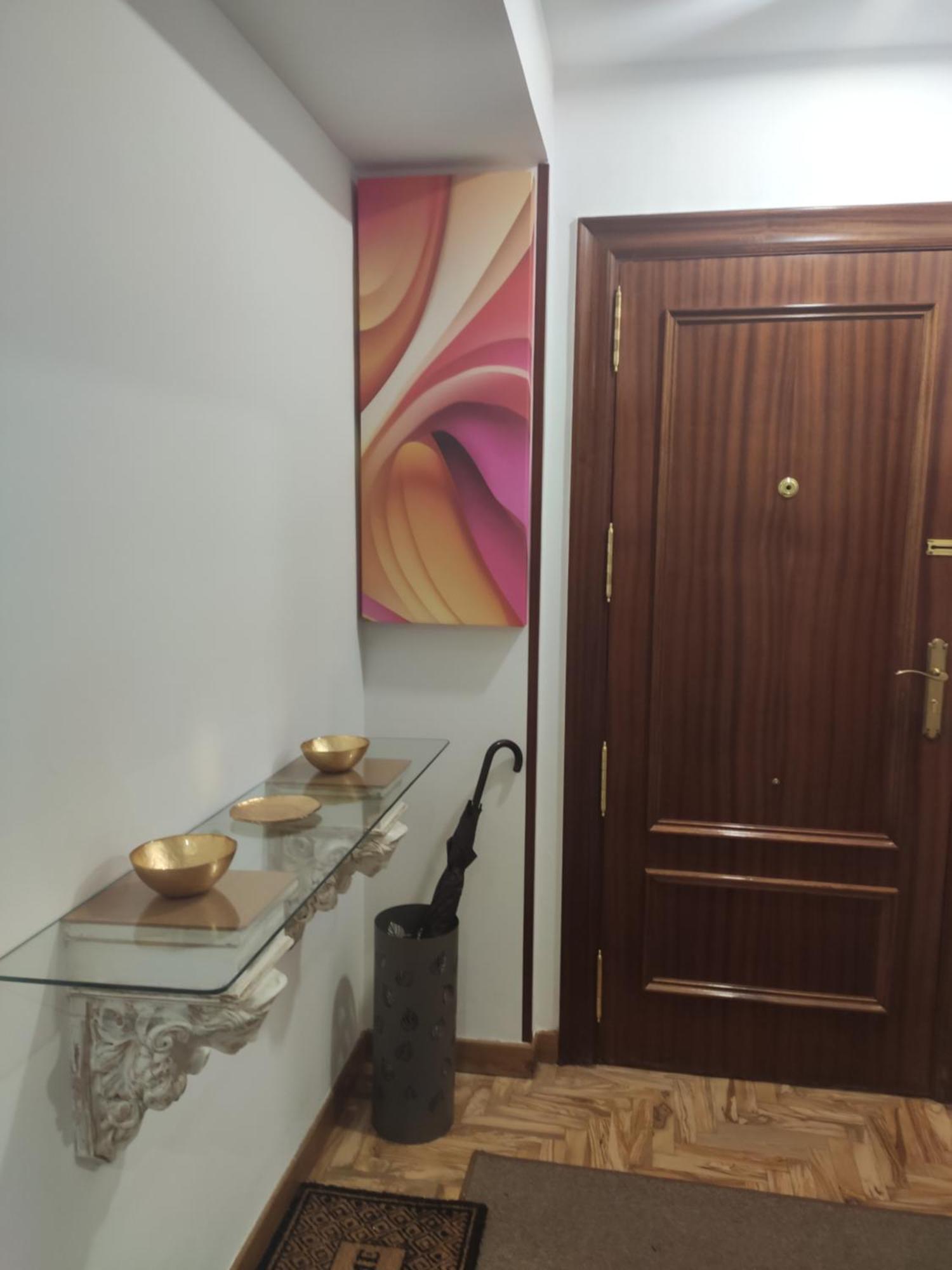 Apartment Center *